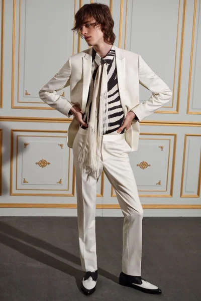 Look 2